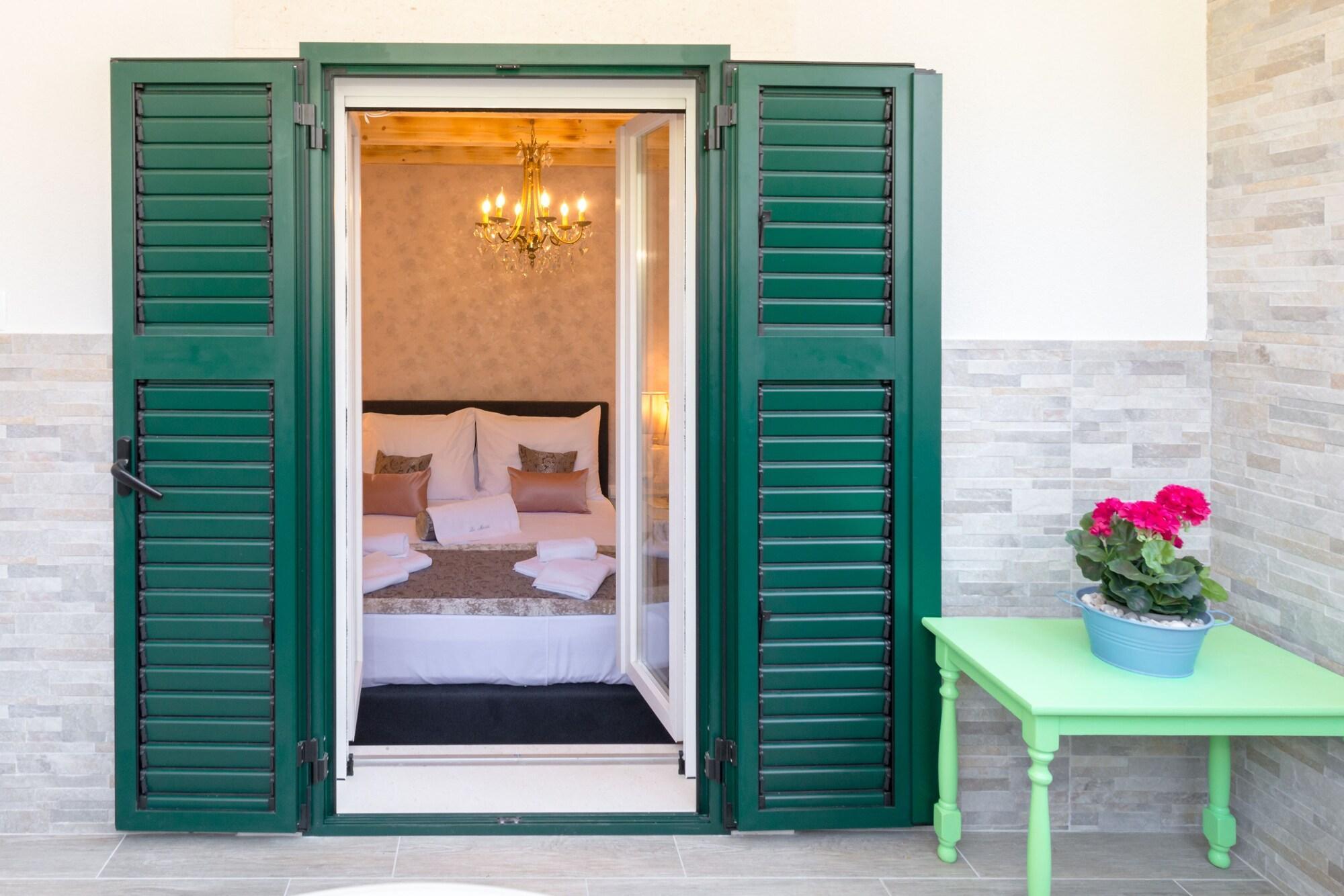 سبليت Le Monde Luxury Accommodation المظهر الخارجي الصورة