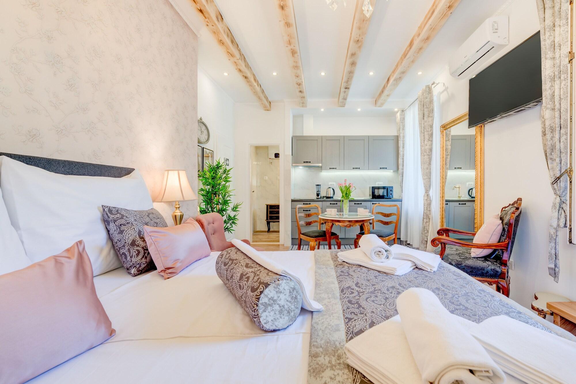 سبليت Le Monde Luxury Accommodation المظهر الخارجي الصورة